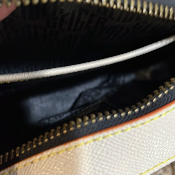 KURT GEIGER NWT Richmond Crossbody Camera Bag In Open White - Picture 8 of 9